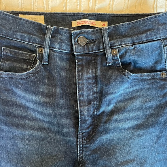 Classic Levi’s skinny jeans - Picture 2 of 8